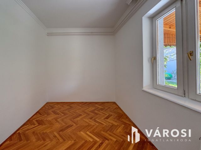 Felújított ház a Kórház szomszédságában