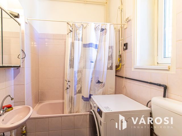 Azonnal költözhető állapotú 2 szobás, 54 m²-es téglalakás