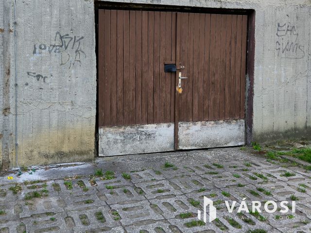 1. emeleti, nappali plusz két szobás lakás a Lencsésin