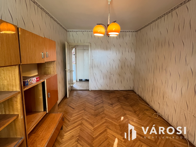 Jó helyen, jó alap – panel lakás Kalocsán!