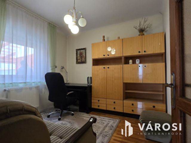 Kiváló kétgenerációs ház-Nagyerdő közelében-Debrecen