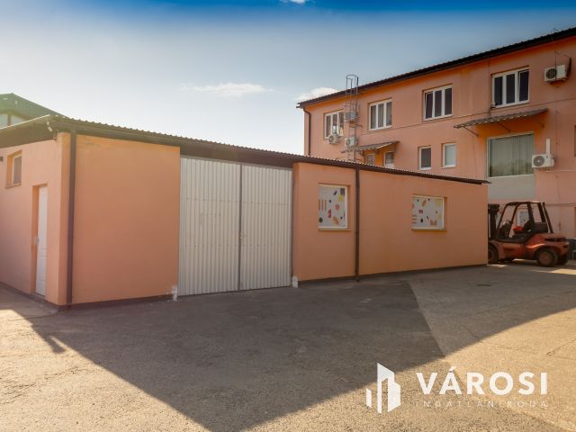 Kiadó 160 m2 -es raktár irodával, Solymáron