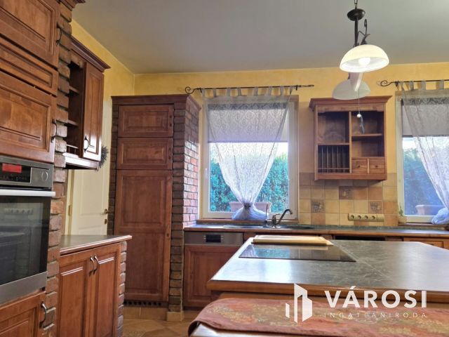 Mediterrán gyönyörű otthon – a Fészek lakóparkban